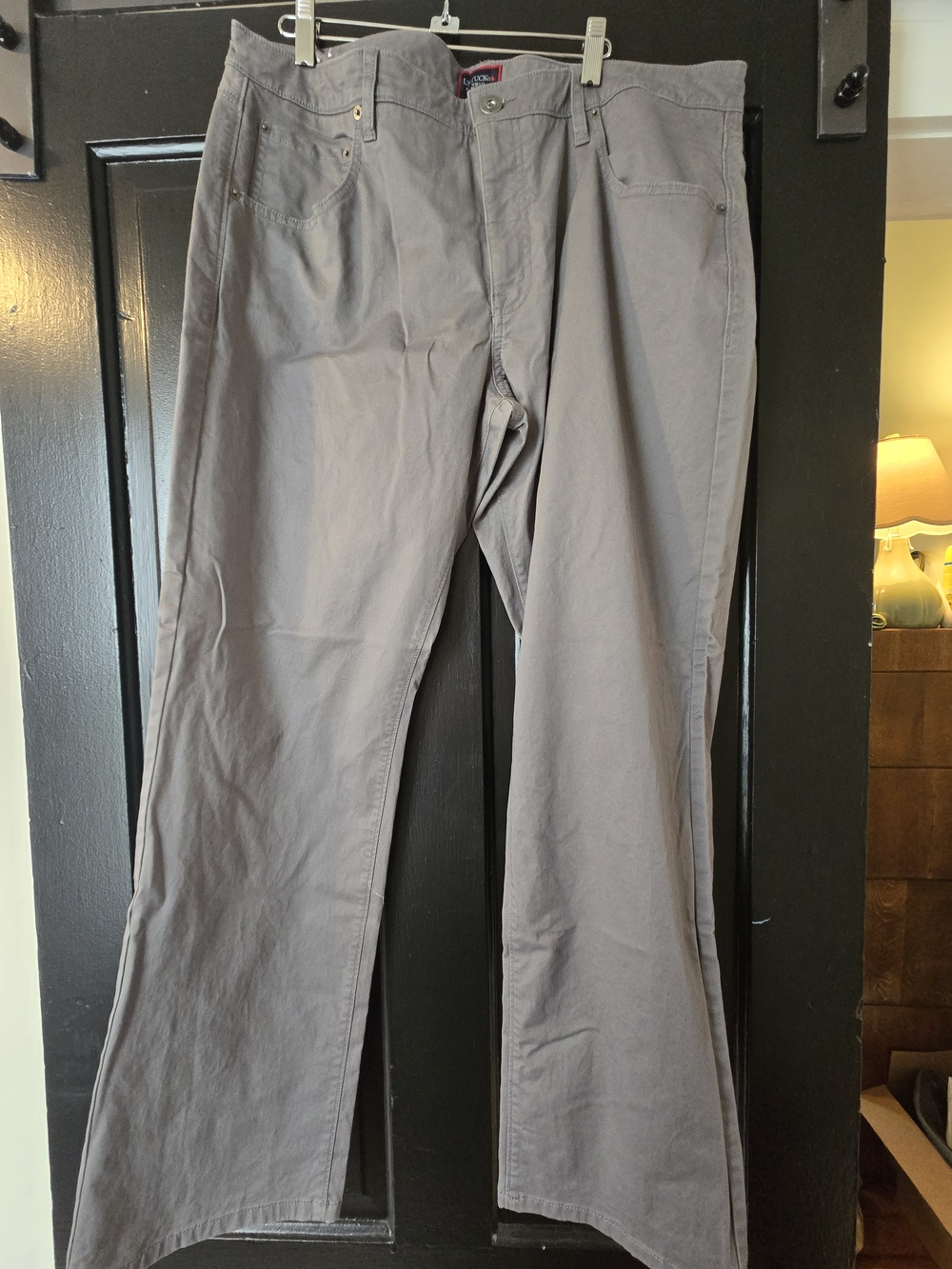 UNTUCKit Men's Gray Chino Pants
